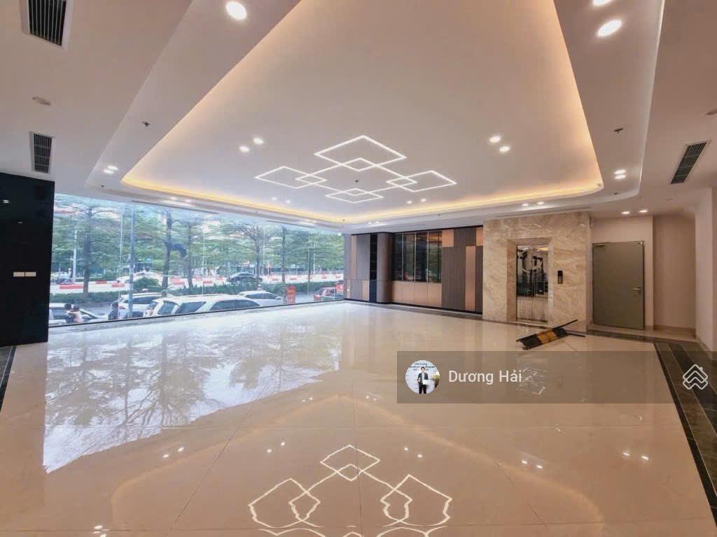 Bán nhà mặt phố hoàng quốc việt nghĩa đô cầu giấy  190m 8 tầng thang máy  vỉa hè 10m có hầm