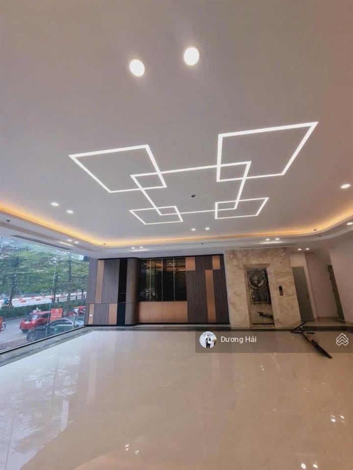 Bán nhà mặt phố hoàng quốc việt nghĩa đô cầu giấy  190m 8 tầng thang máy  vỉa hè 10m có hầm