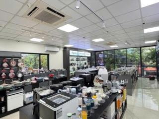 Bán nhà mặt phố phạm văn đồng  210m2 8 tầng lô góc hai mặt phố kdvp thông starlake