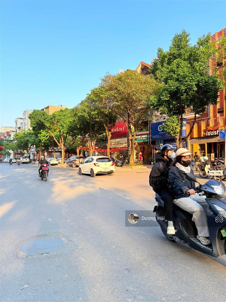 Bán đất xây biệt thự kđt yên hòa  cầu giấy  dt 323m2 * 30m  vỉa hè 3 thoáng view công viên
