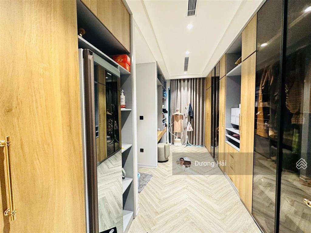 Bán nhà liền kề hoàng quốc việt 100m2 6 tầng thang máy  hai thoáng không qh full nội thất gần phố
