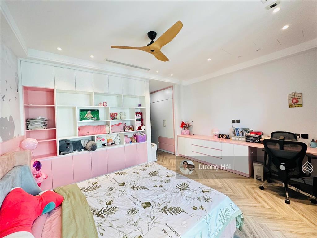 Bán nhà liền kề hoàng quốc việt 100m2 6 tầng thang máy  hai thoáng không qh full nội thất gần phố