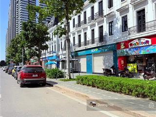 Bán nhà liền kề hoàng quốc việt 100m2 6 tầng thang máy  hai thoáng không qh full nội thất gần phố