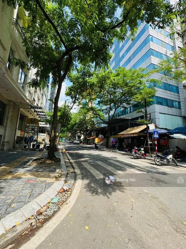 Bán đất phố đỗ nhuận  ngoại giao đoàn  105m2  mt 7m  đường như phố vỉa hè 4 ô tô tránh