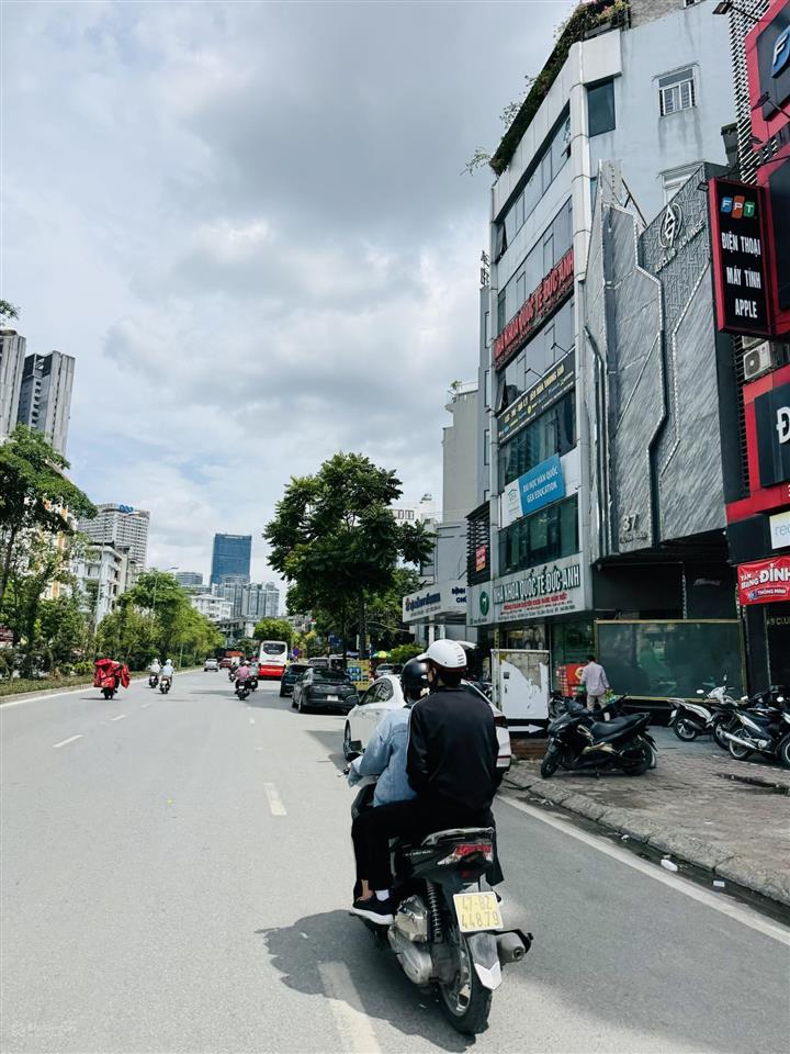 Bán nhà mp nguyễn hoàng  dt 95m mt 7m  lô góc  vỉa hè 10m gần bến xe mỹ đình