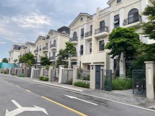 Bán biệt thự vạn xuân cạnh kđt ciputra 190m 6 tầng lô góc