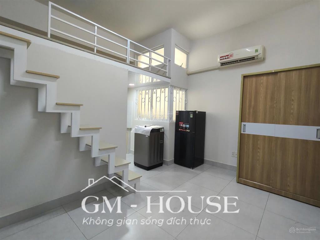 Khai trương căn gác tại ung văn khiêm có thang máy, hầm xe, bảo vệ, đi bộ qua gtvt, hutech