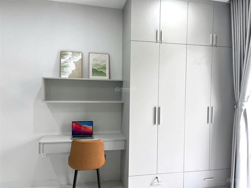 Ra mắt toà nhà mới xây đi bộ qua uef tòa nhà thang máy đạt yêu cầu pccc
