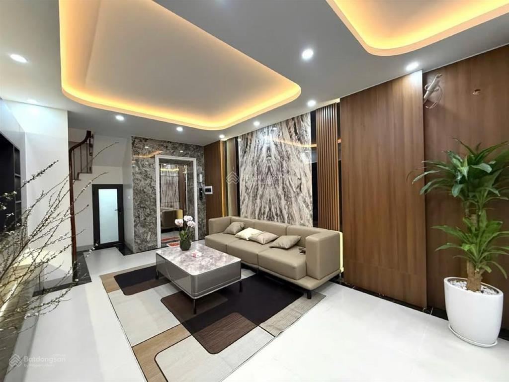 Khương đìnhô tô 7 chỗ vào nhàdt 55m x7tnhỉnh 16tỷ10m ra mp 7 tầng thang máy lô góckinh doanh