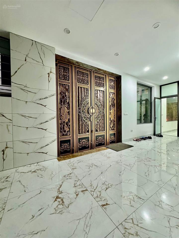 Biệt thự siêu đẹpphố định côngvỉa hèdt 90m x5t nhỉnh 39 tỷthang máylô góc 3 thoángkinh doanh