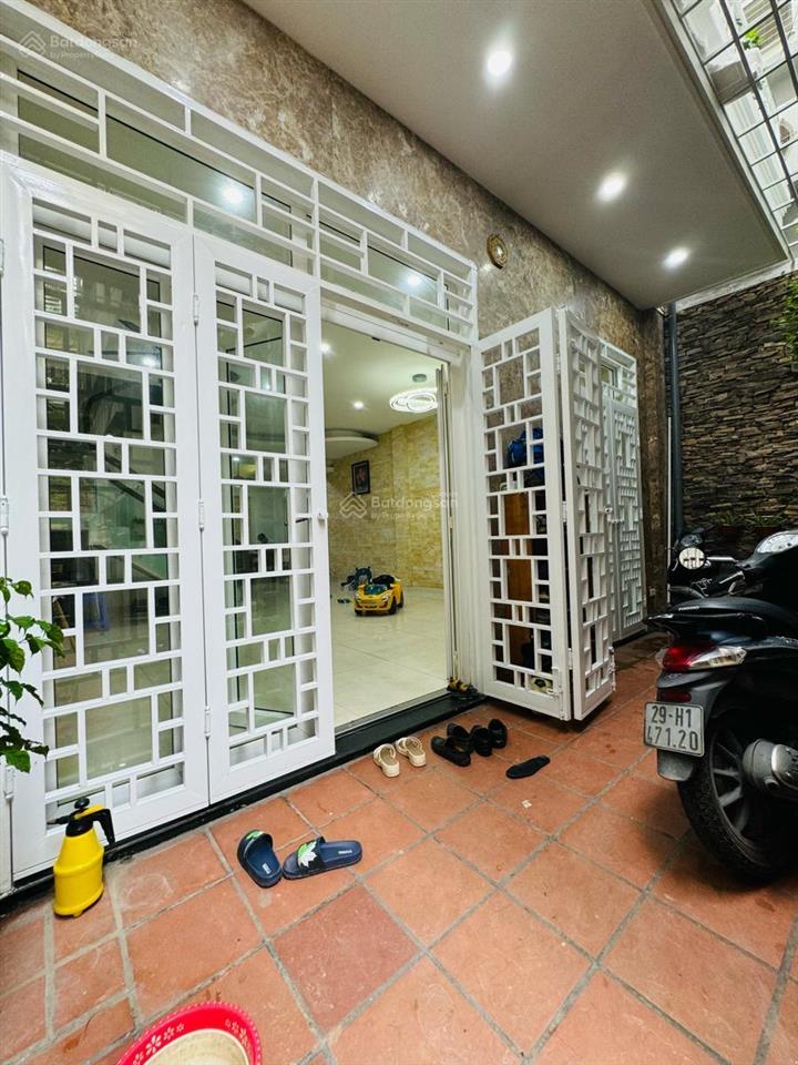 Biệt thự đẹp mê láng hạ  dt 100m2 nhỉnh 21tỷ  ôtô đỗ cổng  20m ra mặt phố  ngõ thông kinh doanh