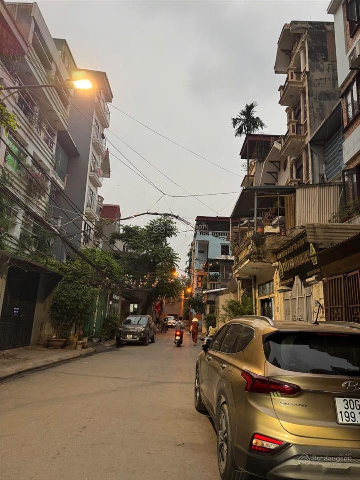 Đất vàngvương thừa vũphân lô ô tô tránhdt 100m nhỉnh 30 tỷ2 mặt ngõ ô tô tránhkhu vip cực hiêm