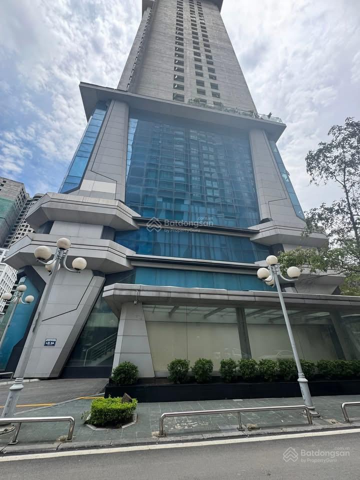 Căn hộ chung cưlê văn lươngdt 155m nhỉnh 16 tỷ3 ngủvị trí vànglô góc full nội thất cao cấp