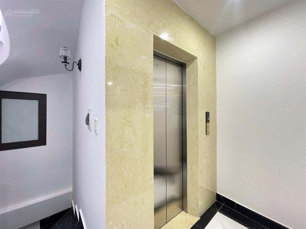 Thái hà6 tầng thang máyô tô vào nhàdt 40mnhỉnh 15tỷ30m ra mặt phốngõ thẳng tắpkinh doanh