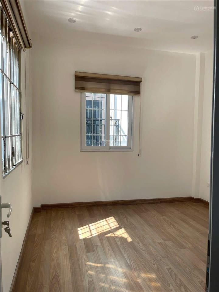 Vương thừa vũdt 40m x5t giá nhỉnh 9tỷnhà đẹp cực gần phốkhu quân đội2 mặt thoáng vĩnh viễn