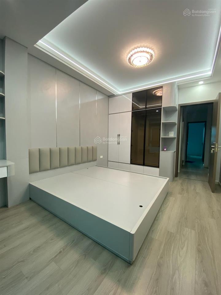 Siêu phẩmđống đaô tô đỗ cửadt 45m nhỉnh 13 tỷ5 tầng thang máy nhập khẩu2 thoáng vĩnh viễn