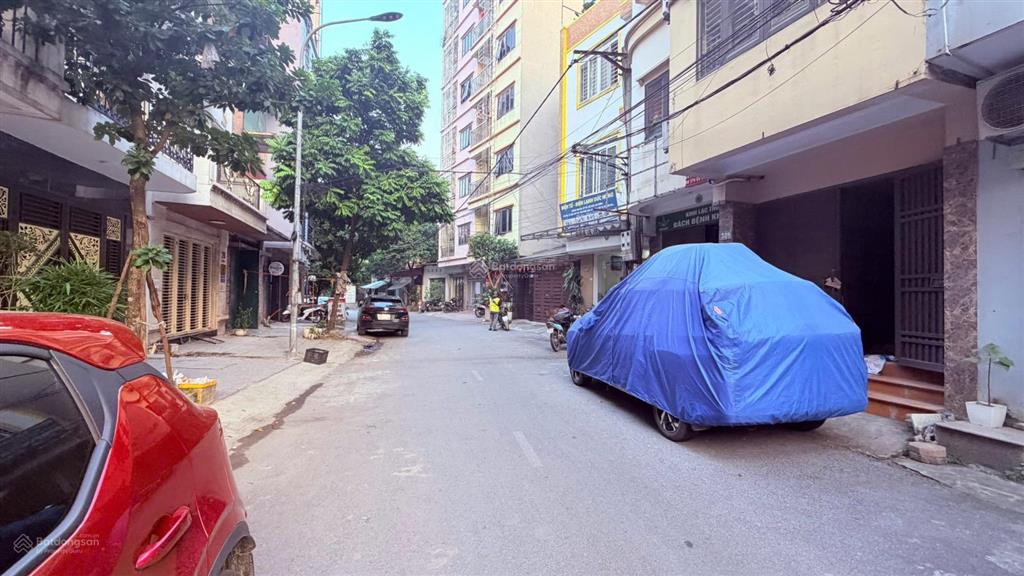 Mặt phố yên xá, thanh trì, dt 40m, nhỉnh 9 tỷ, vỉa hè ô tô dừng đỗ ngày đêm, kinh doanh đỉnh cao