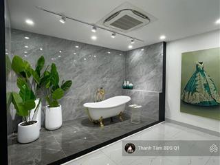 Bán tòa nhà mặt tiền hiệp bình  dt 6.5x23  hâm 7 tầng  hđt 150 triệu/tháng  35 tỷ tl