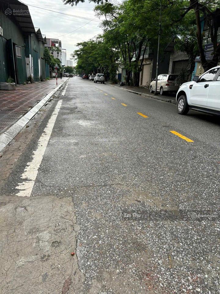 Bán gấp đất mặt phố hoa động cự khối long biên 4 làn ô tô tránh, vỉa hè 5m, tiềm năng sinh lời tốt