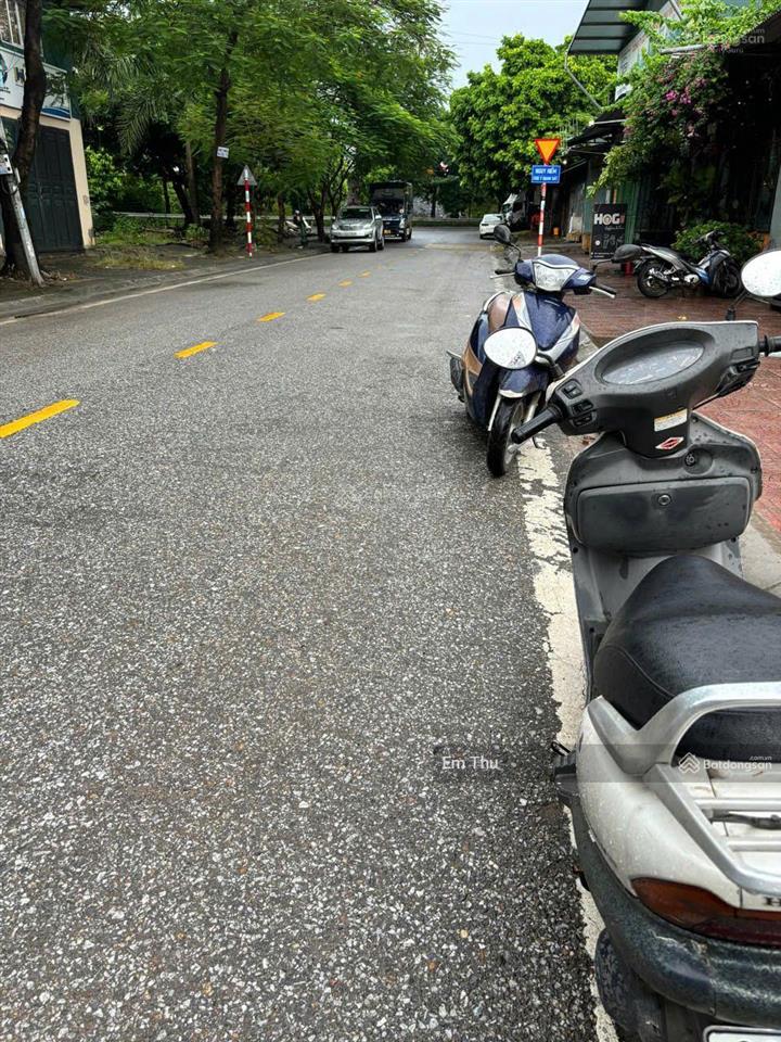 Bán gấp đất mặt phố hoa động cự khối long biên 4 làn ô tô tránh, vỉa hè 5m, tiềm năng sinh lời tốt