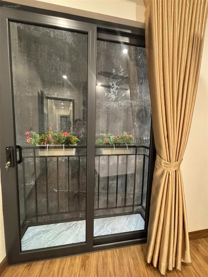 Bán nhà mới xây cổ bi, gia lâm, full nội thất 4pn, chỉ 6.3 tỷ