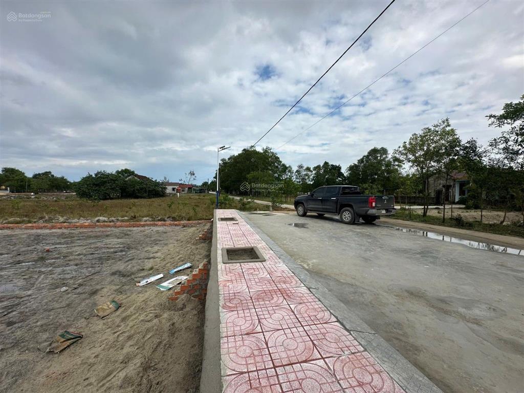 7,5x20m full thổ cư đất biển nam cửa việt chỉ 380tr/lô. vị trí đẹp hạ tầng tốt pháp lý chuẩn