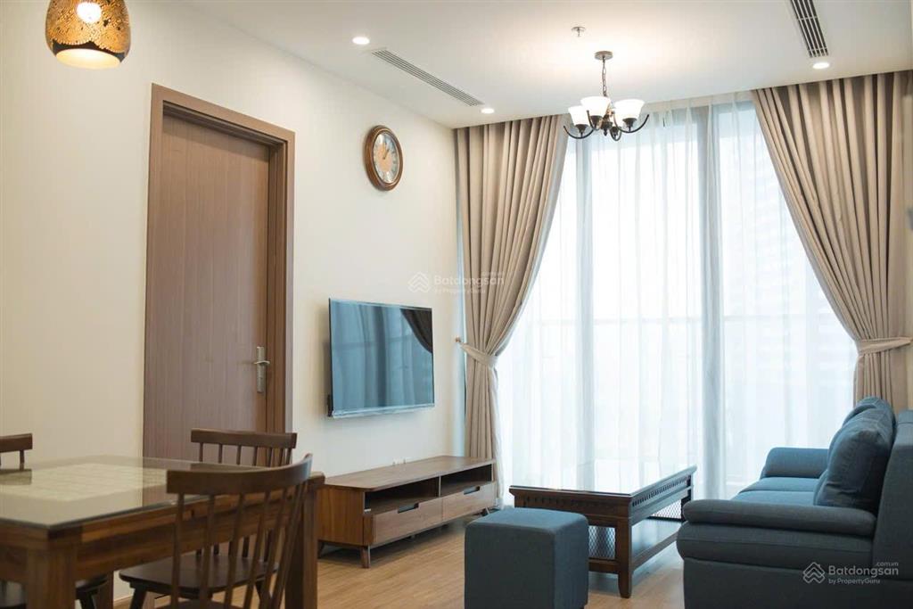 Cho thuê căn hộ 2 phòng ngủ. nội thất đầy đủ, vào được ngay