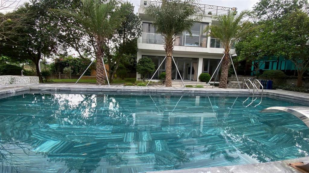 Hiếm! siêu phẩm villa 2000m2. sổ đỏ trao tay tại khu nghỉ dưỡng lâm trường