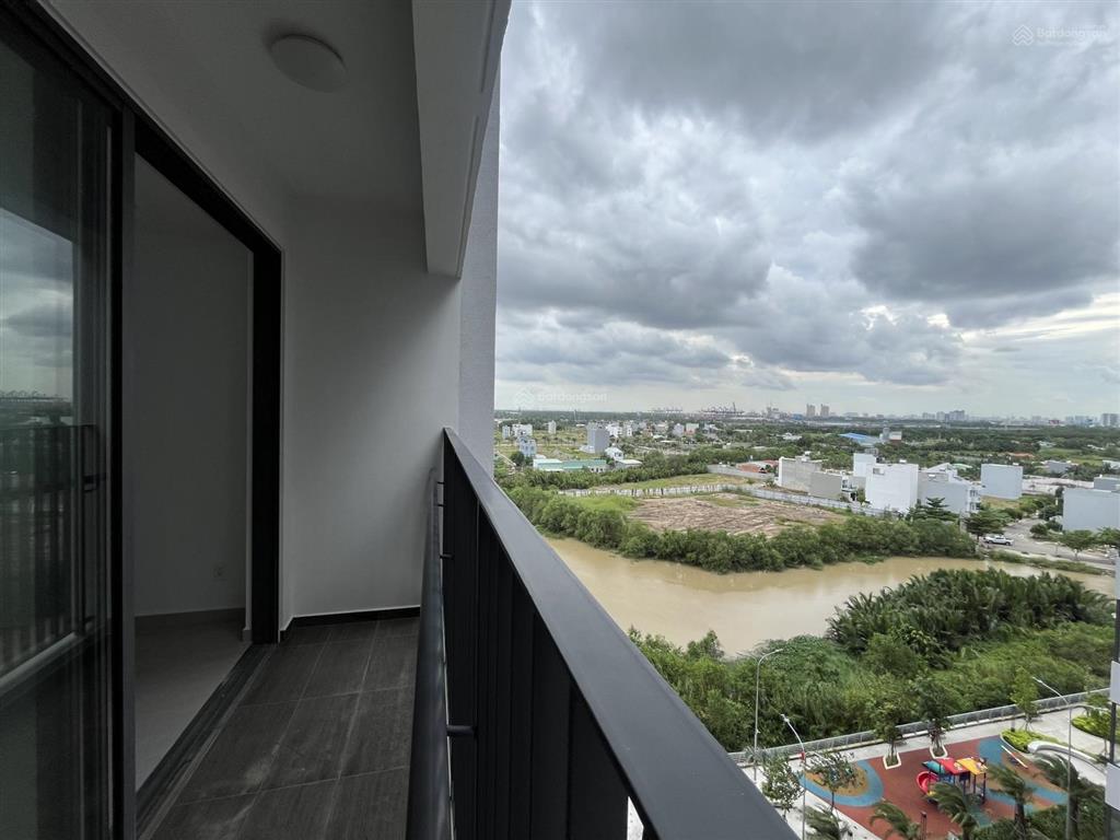 Chị chủ dễ thương cho thuê căn 63m2 1pn + 1 wc, giá thuê 5.5 triệu/tháng, có rèm máy lạnh, view q1