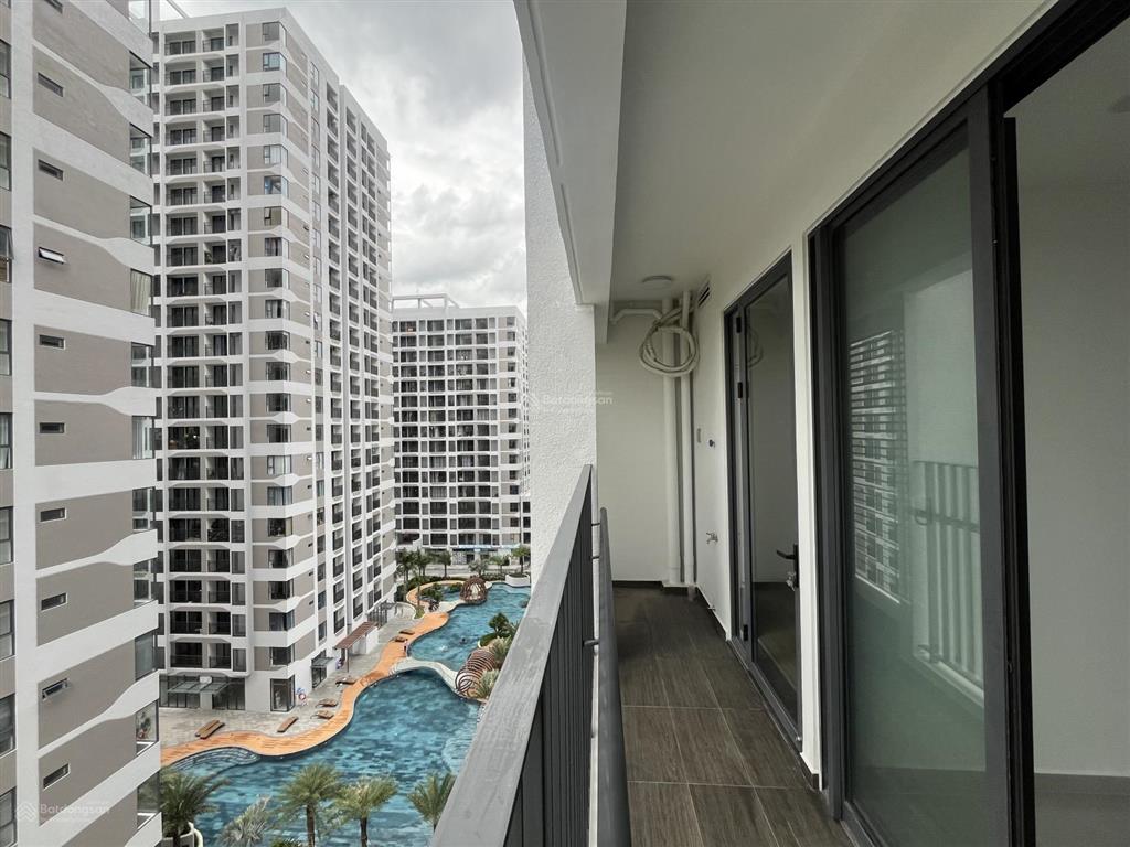 Chị chủ dễ thương cho thuê căn 63m2 1pn + 1 wc, giá thuê 5.5 triệu/tháng, có rèm máy lạnh, view q1
