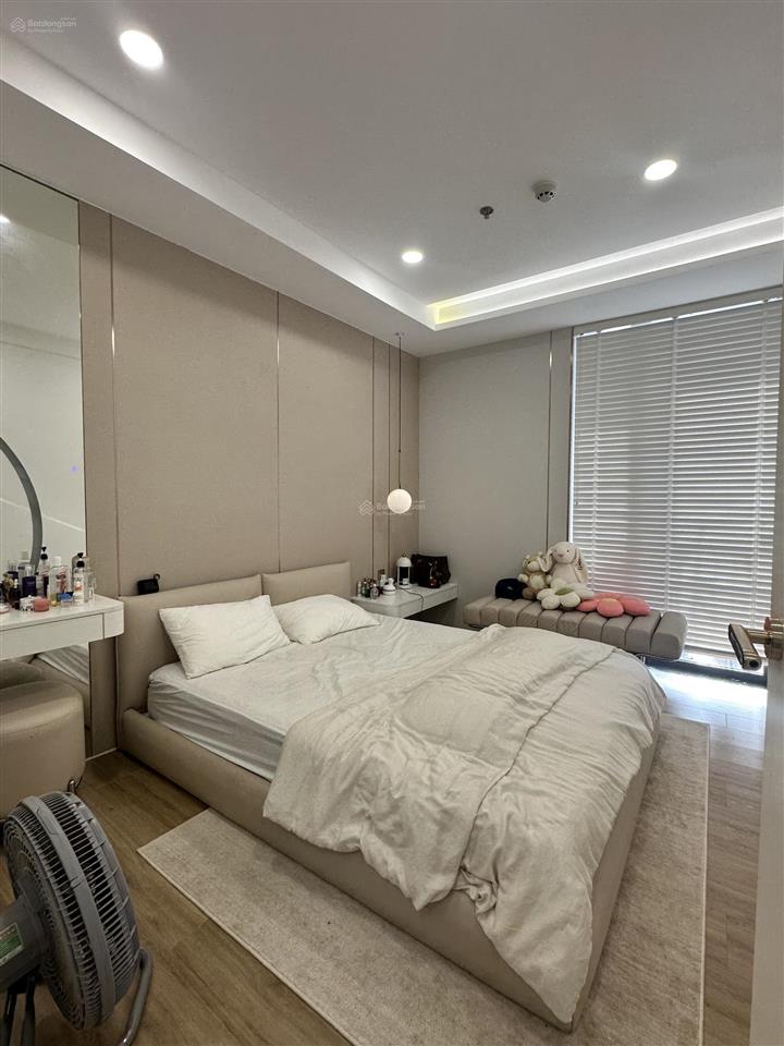 Cho thuê 2pn 2wc 73m² full nội thất cao cấp mt eastmark. giá 9tr/tháng, view sông, chủ nhà dễ tính