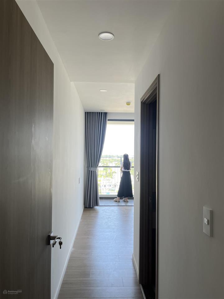 Chị chủ dễ thương cho thuê căn 3pn 3pn 99.9m2 8.5 triệu/tháng, có rèm 4 máy lạnh, view trung tâm tp