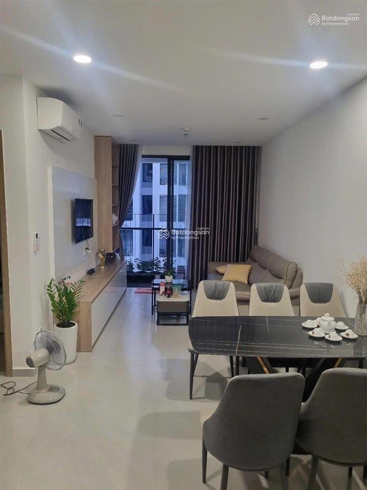 Hàng ngộp rẻ hơn 300 triệu. căn 2pn 2wc 73m2 giá 3tỷ8 (thuế phí). tầng đẹp view ngoại khu