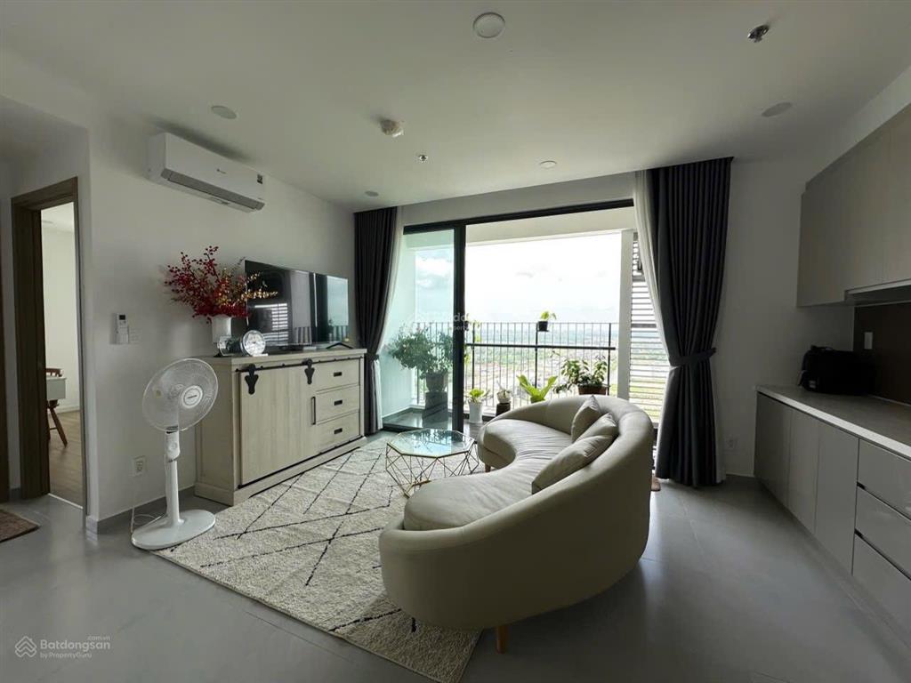 Chị chủ dễ thương cho thuê full nội thất căn 3pn 3pn 99.9m2, giá 10 triệu/tháng