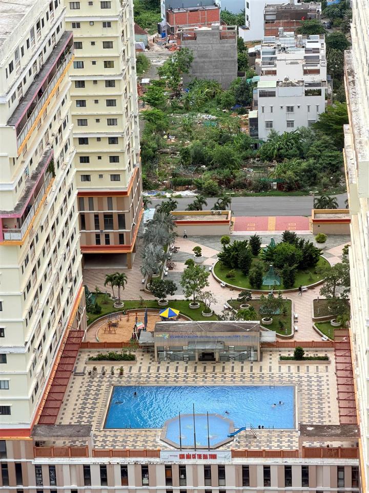 Bán era town q7 108m 3 pn 3wc full nt 3,599 tỷ