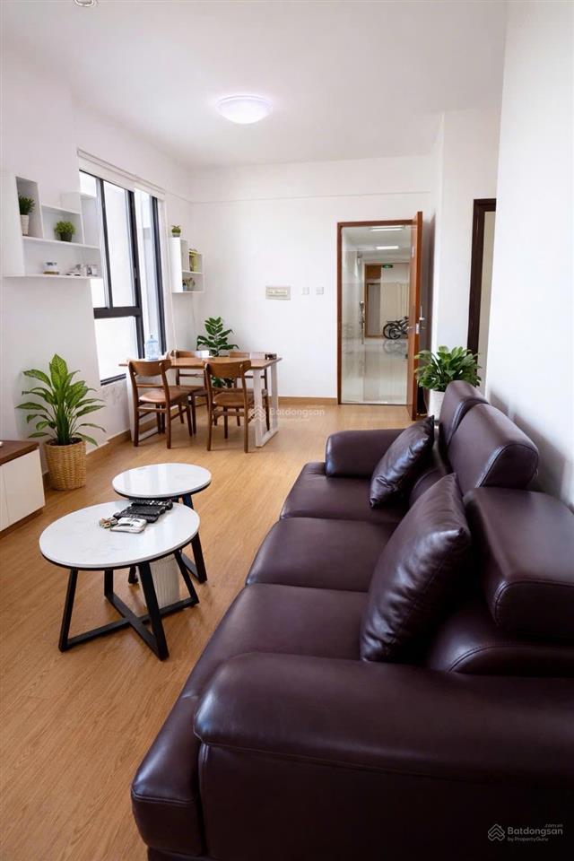 Cho thuê ch 2pn block ea1 era town view sông 11tr/tháng