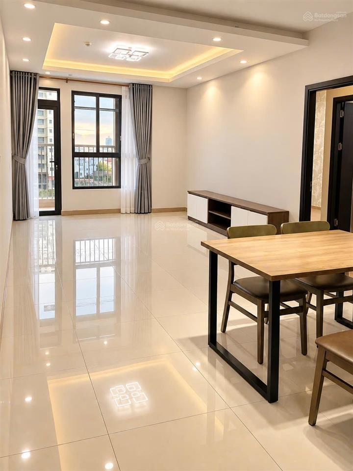 Cho thuê era town q7  90m  2pn  9 triệu 999 /tháng