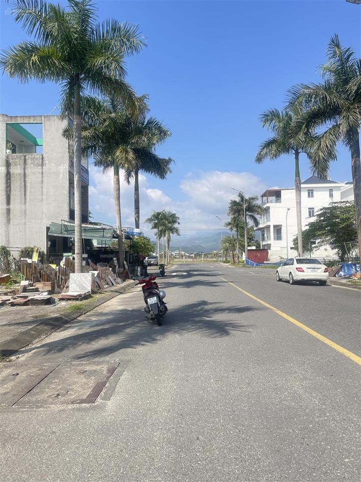 Bán lô đường 10,5m đoạn gần sông, dãy biệt thự và chung cư ori garden