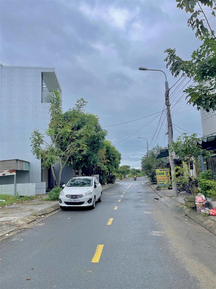 Võ tự đường 5,5m hướng đông nam sạch đẹp, dân cư đông đúc