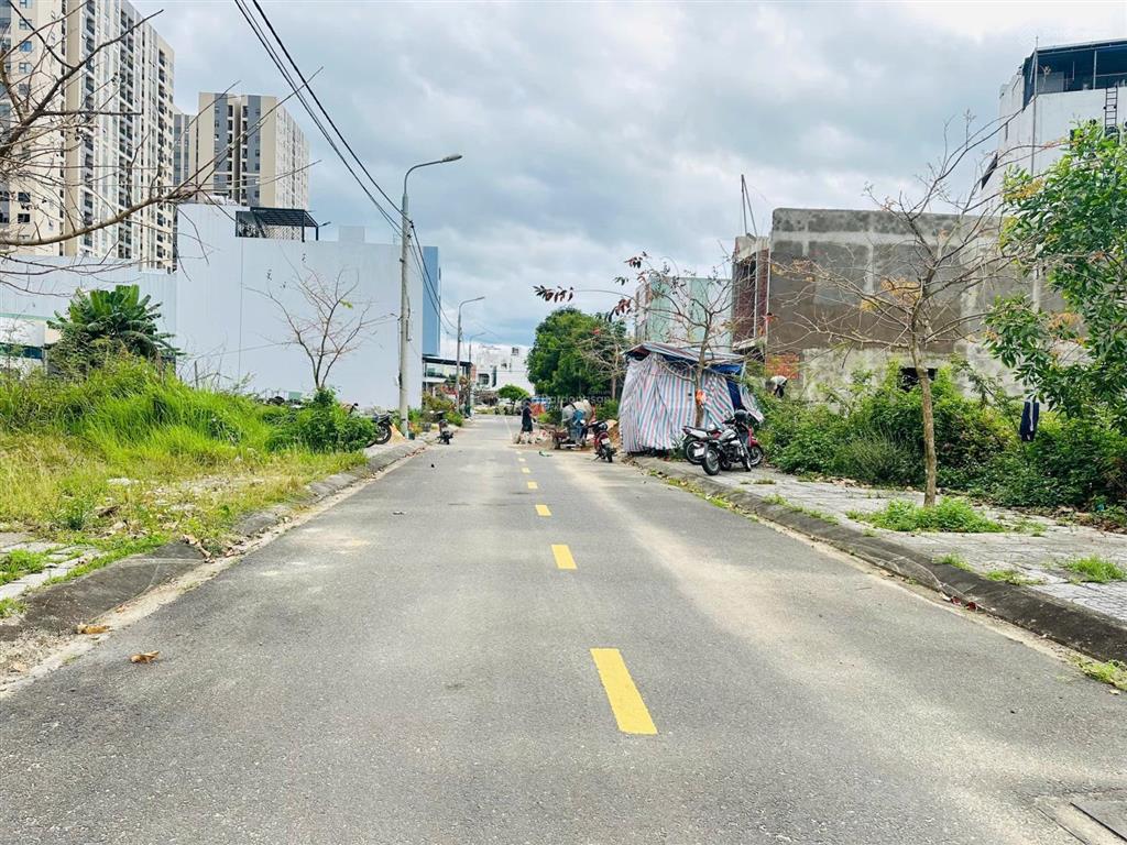 Bán lô kđt lakeside  trung lập 5 view chung cư rẻ hơn thị trường 300 triệu