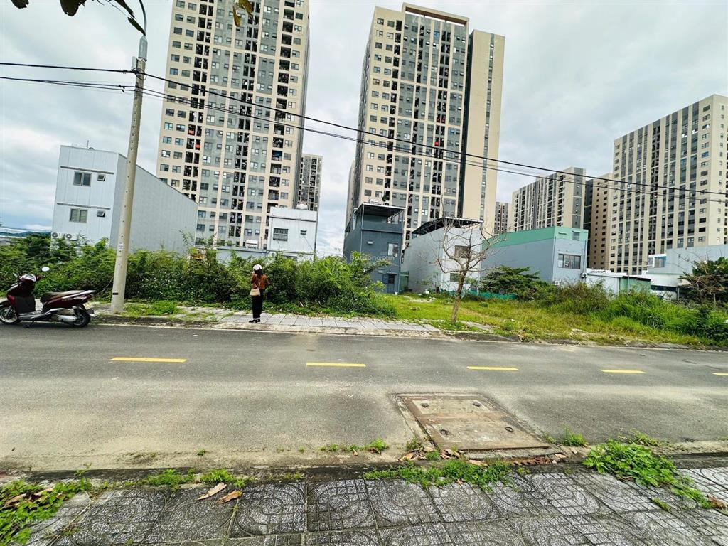 Bán lô kđt lakeside  trung lập 5 view chung cư rẻ hơn thị trường 300 triệu