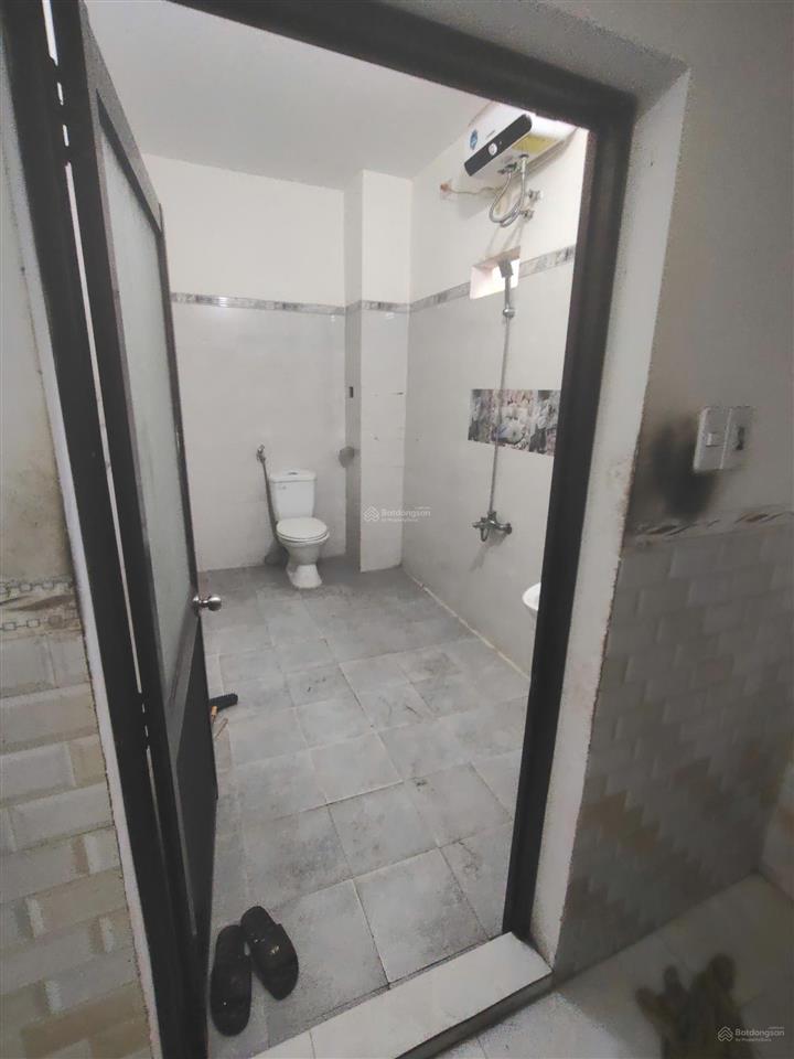 Bán nhà 2 tầng gần hồ bàu tràm  vị trí đẹp, giá tốt