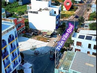 Lô đất kẹp cống trần văn quế giá tốt