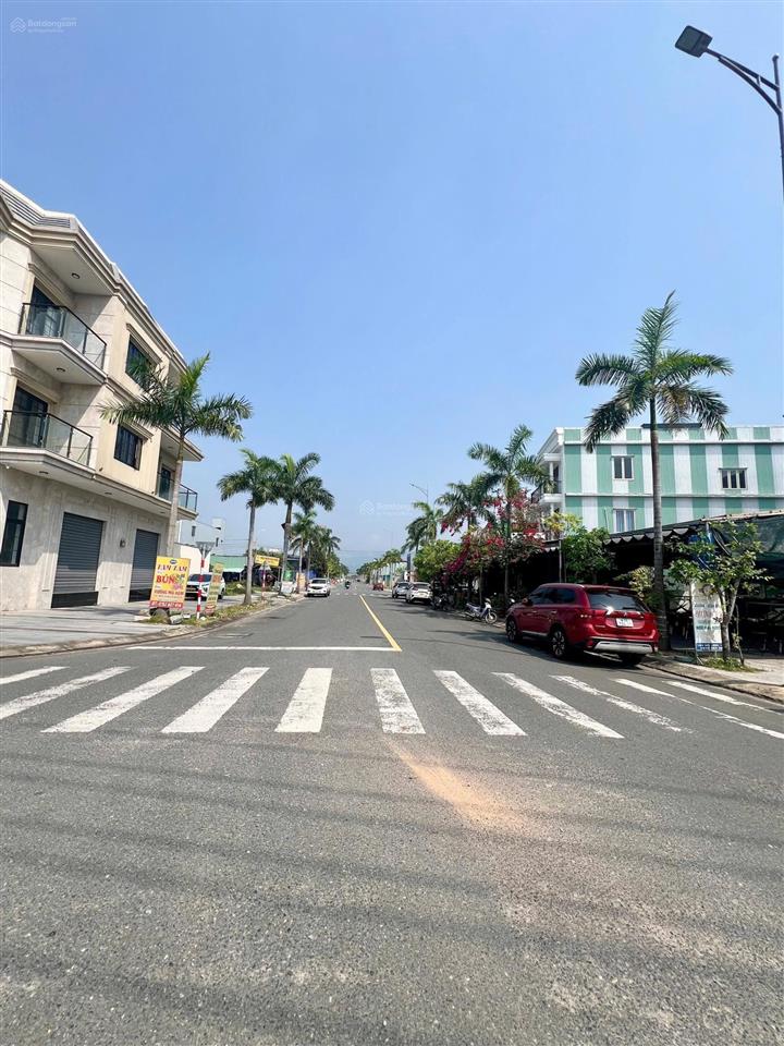 Lô góc đường 10,5m duy nhất tại kđt lakeside dt khủng 317,5m2