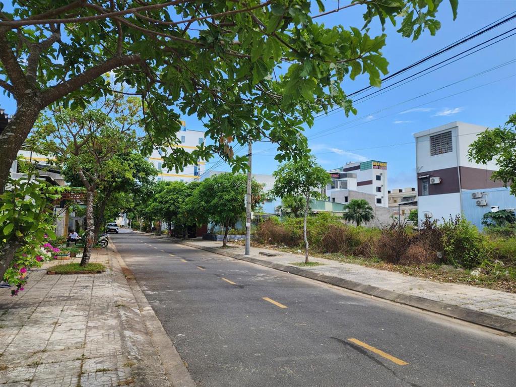 Trung lập 15 vị trí đẹp, dân cư đông đúc giá tốt