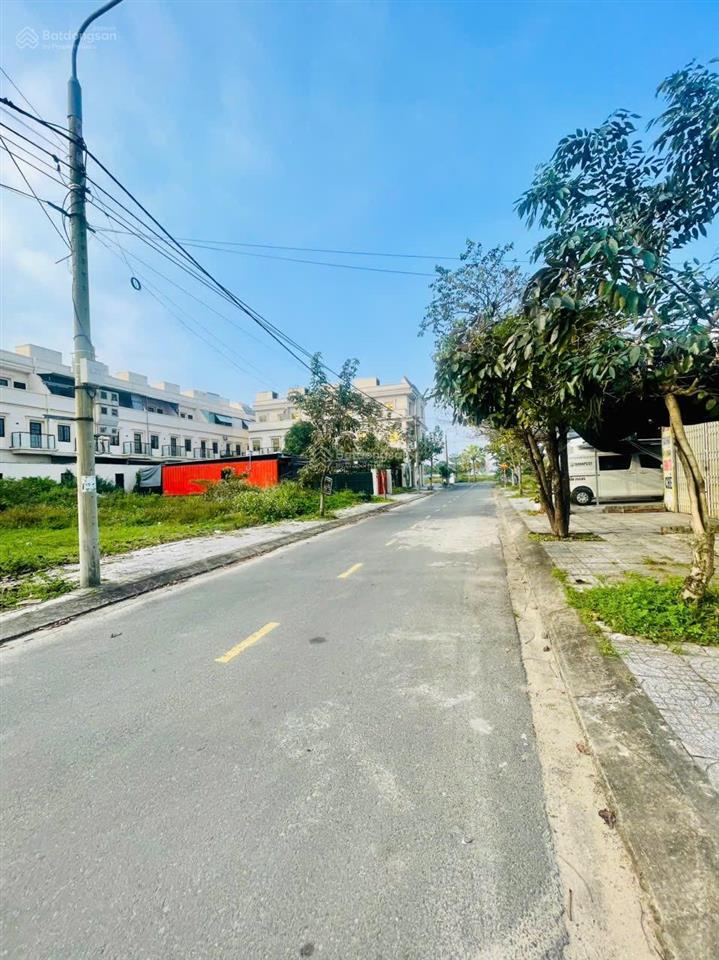 Võ tự đường 5,5m dt 115m2 giá 3,7 tỷ  đối lưng dãy shophouse mê linh và gần chung cư ecolife