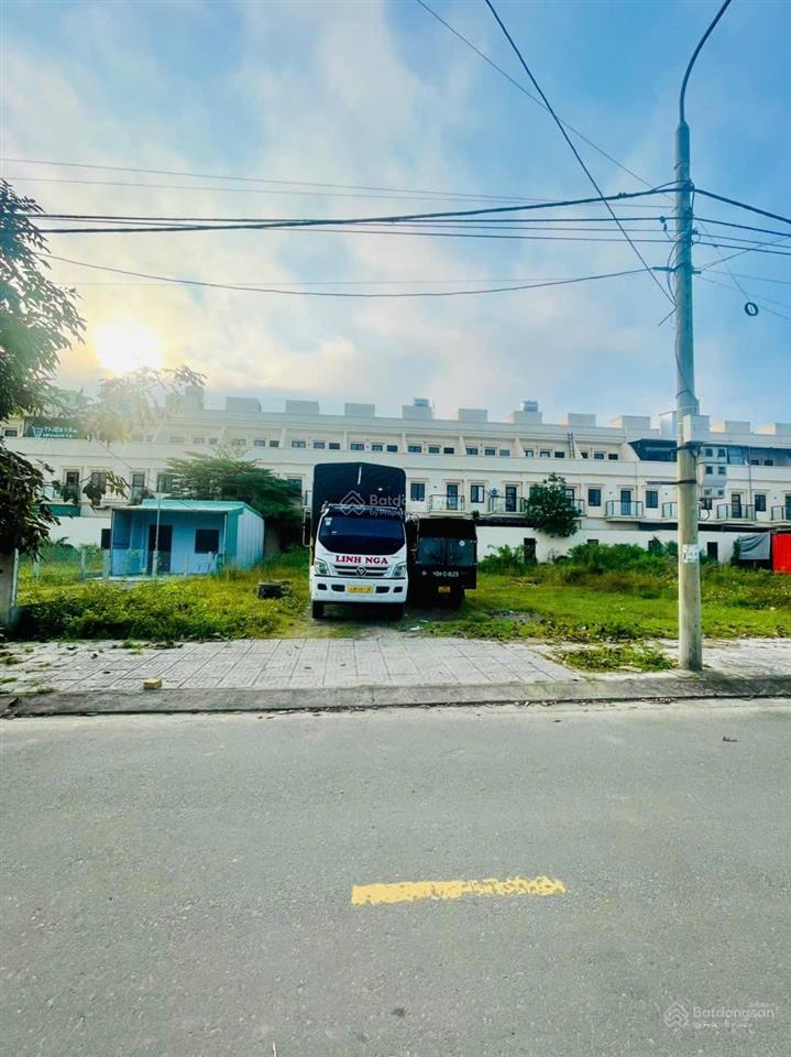 Võ tự đường 5,5m dt 115m2 giá 3,7 tỷ  đối lưng dãy shophouse mê linh và gần chung cư ecolife