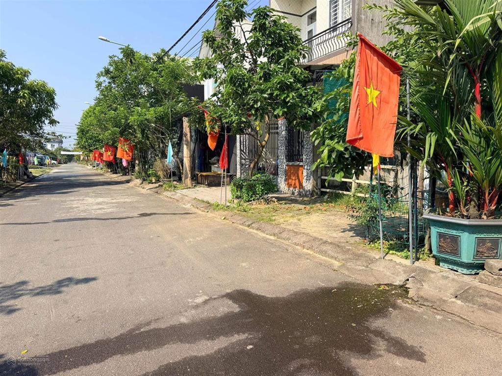 Trương hoàn đối diện chợ, giá tốt trong khu vực chỉ 3 tỷ 2x