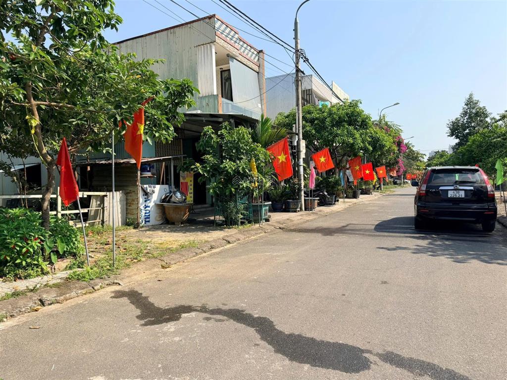 Trương hoàn đối diện chợ, giá tốt trong khu vực chỉ 3 tỷ 2x