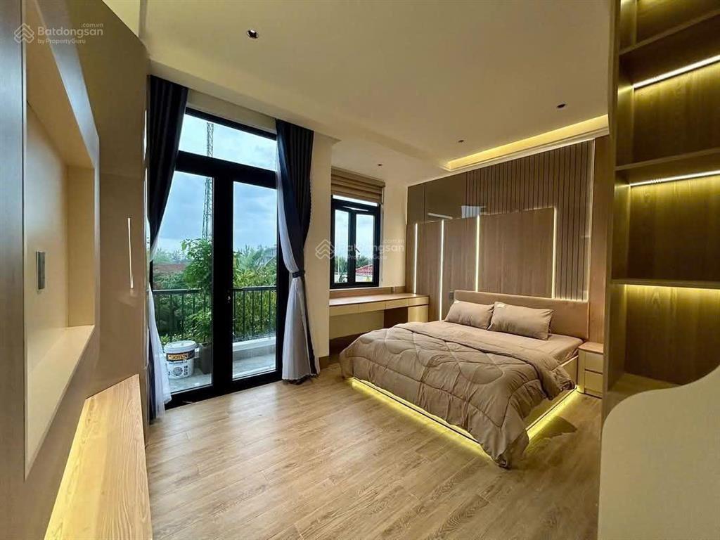 Nhà mới 3 tầng góc 2 mặt tiền thông biển xuân thiều chỉ 150m